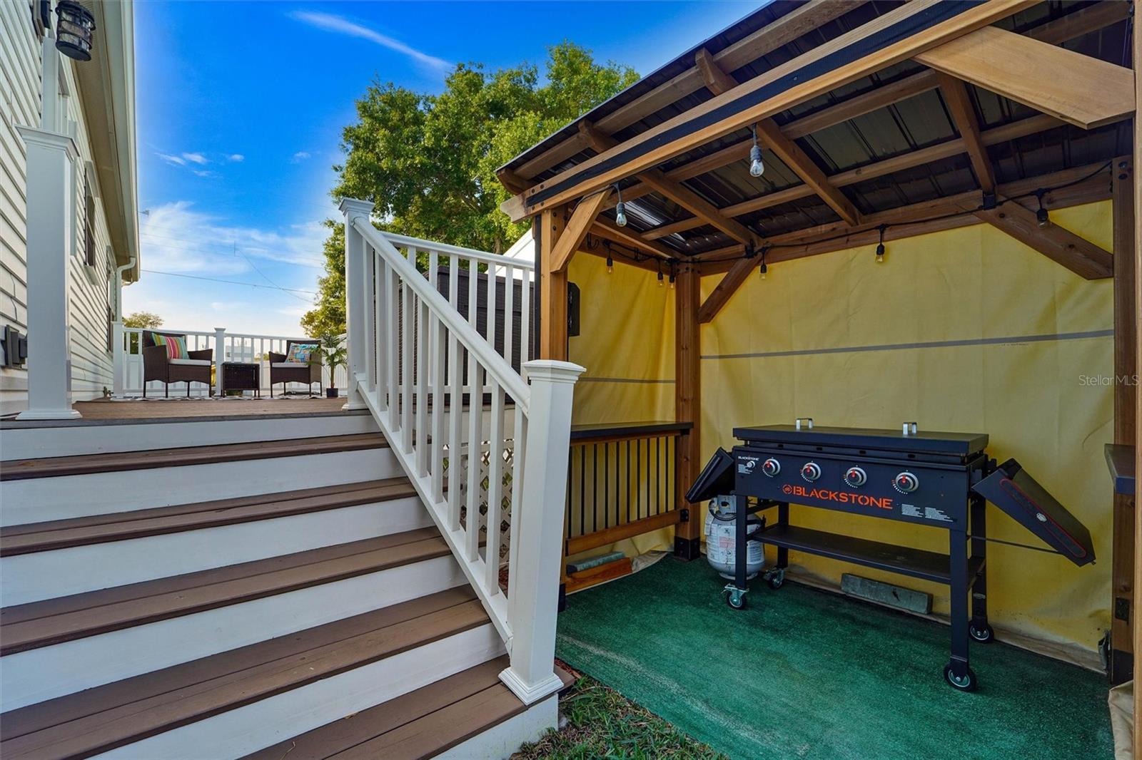 Grill and Grill Gazebo