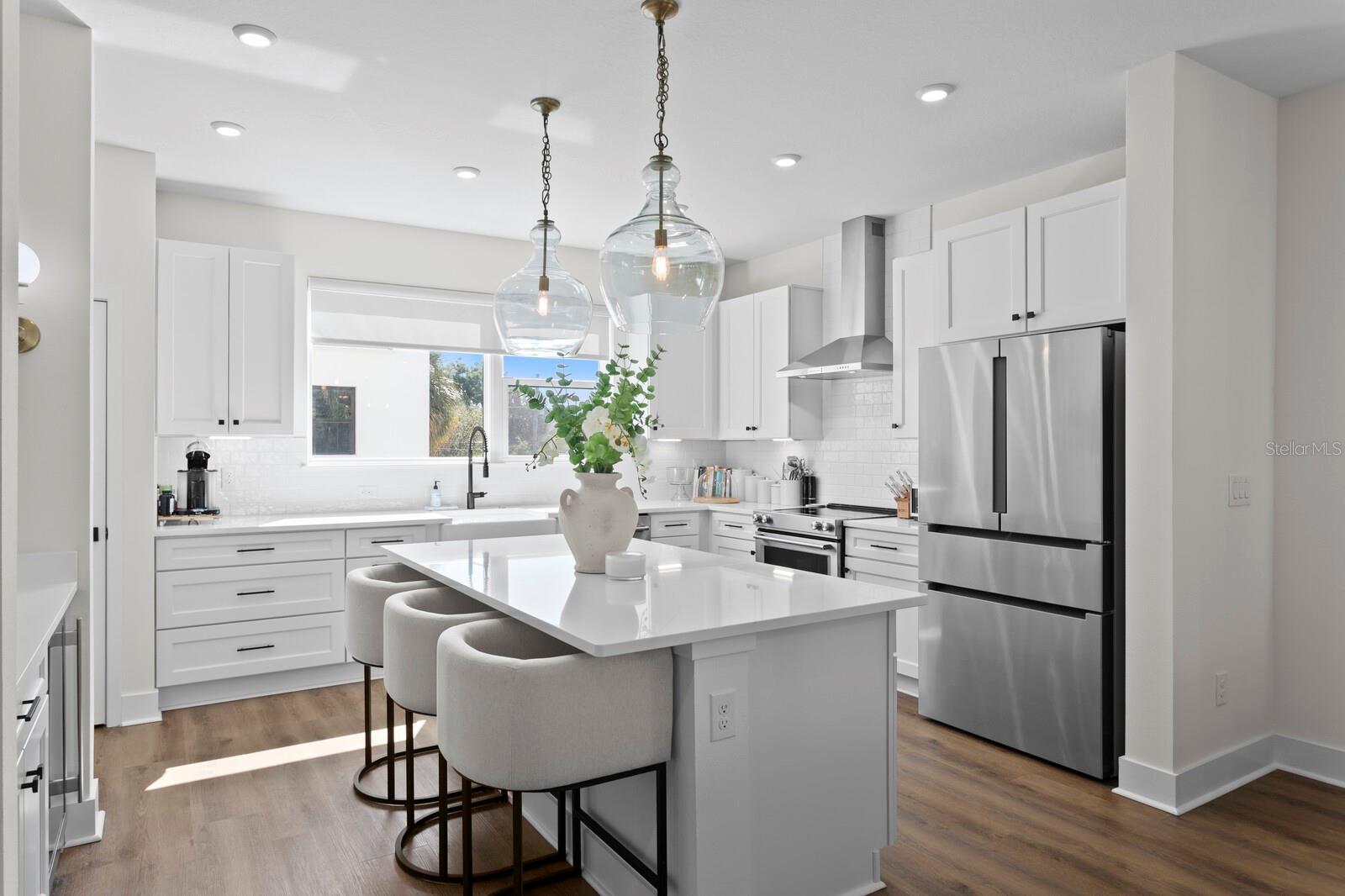 Open Living - Immaculate - lives like a model home!