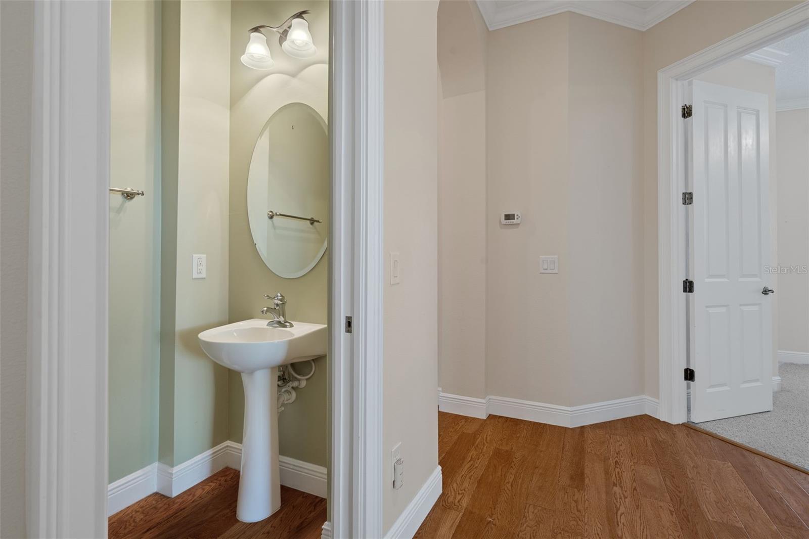 Bath 3 with Pedestal Sink