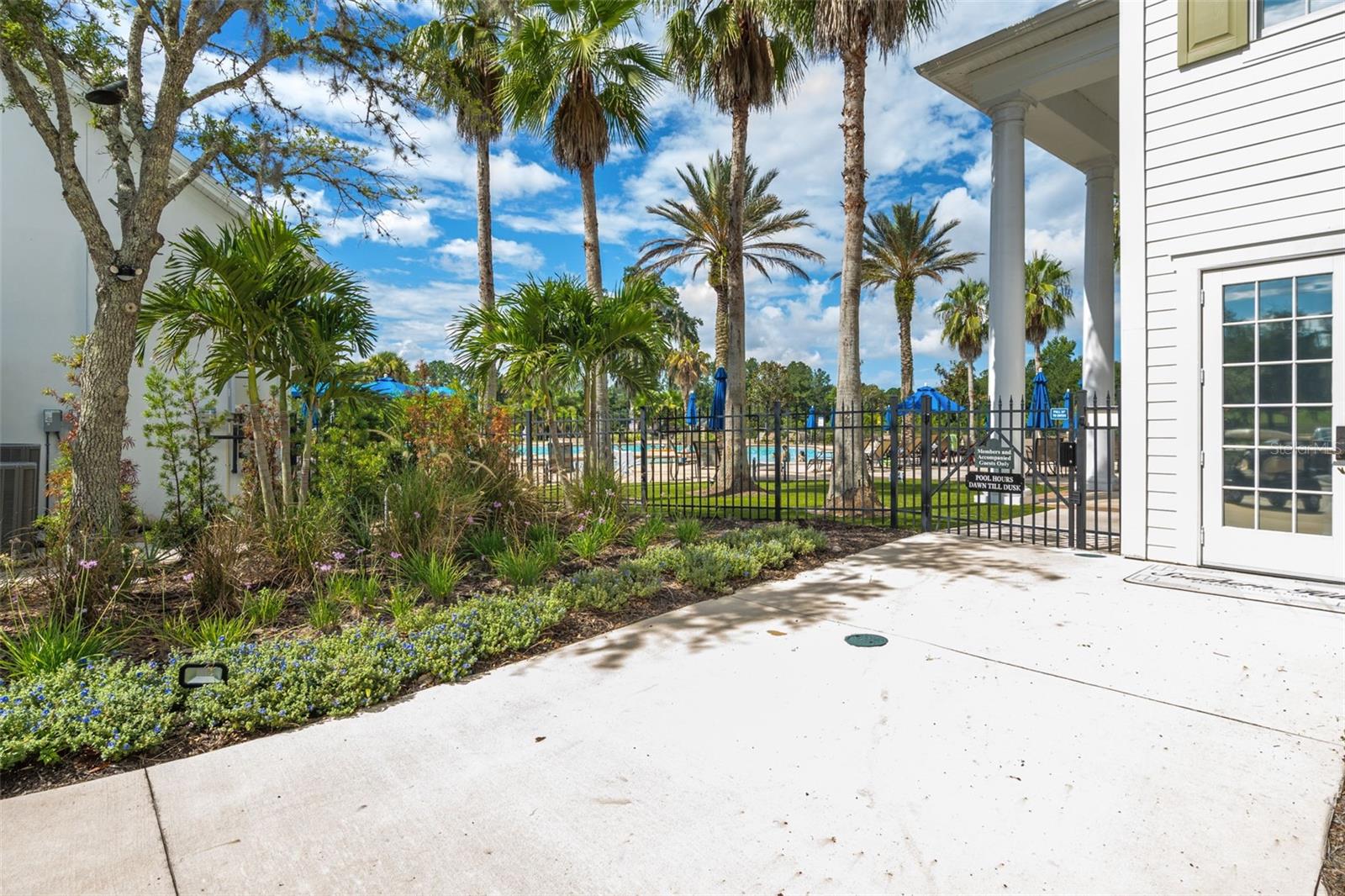 Southern Hills Community Pool and Cafe