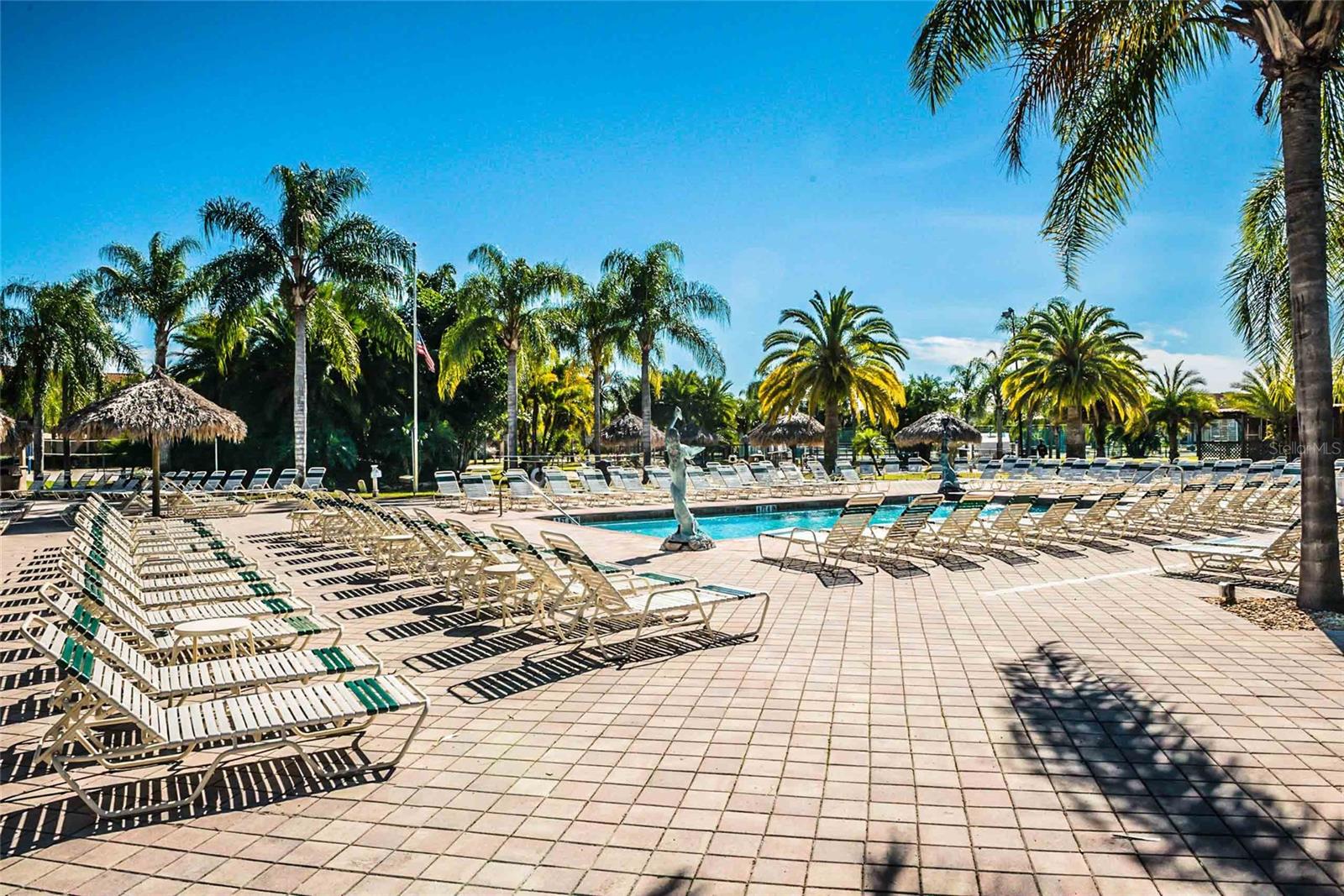 Lots of seating around the conversation pool