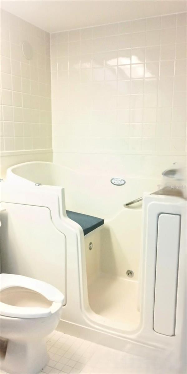 Primary Bath with Walk in Jetted tub