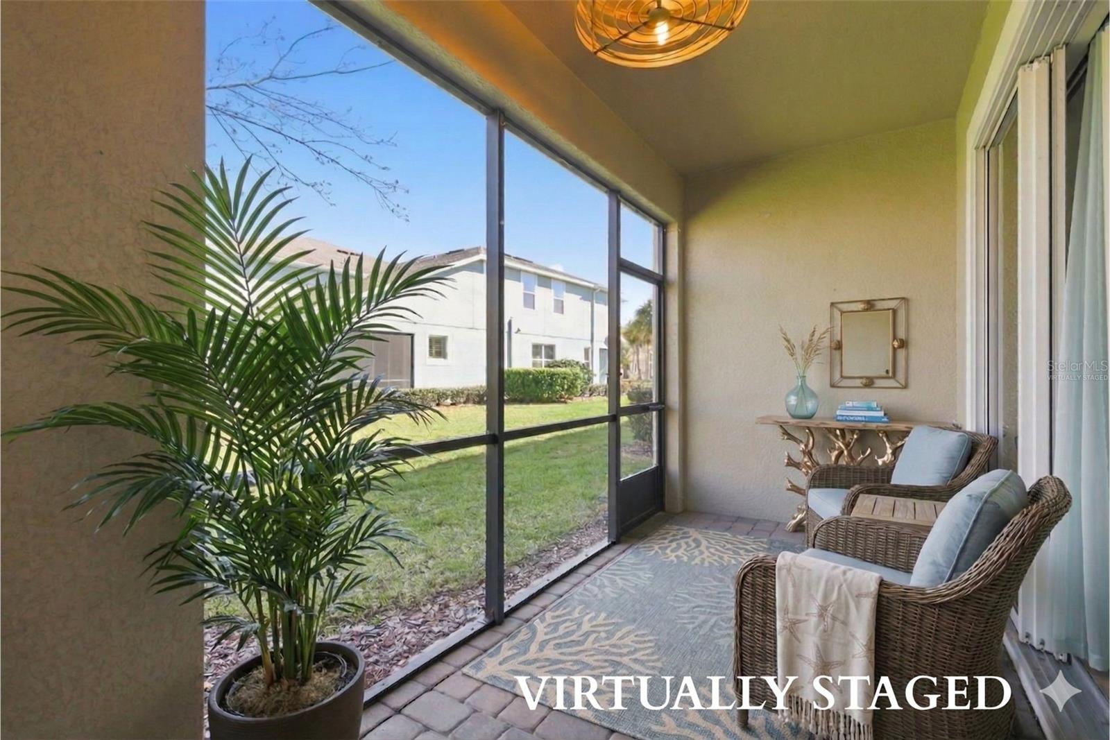 Screened Lanai- Virtually staged