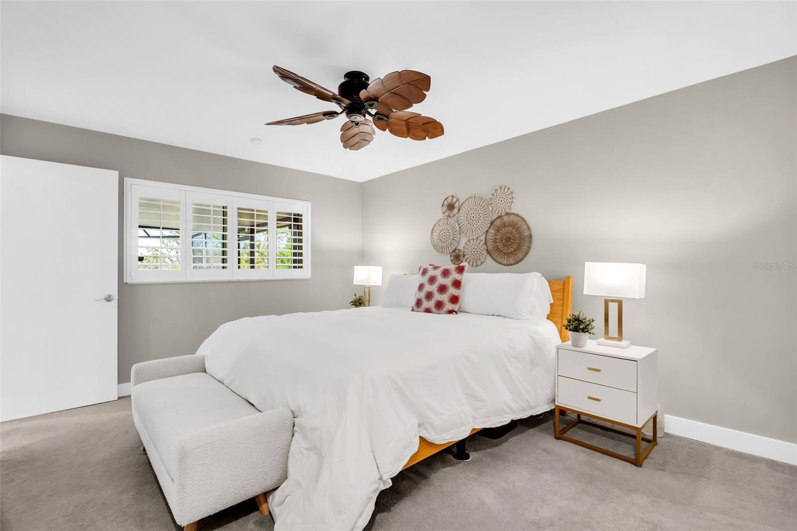 Big enough for a king & private pool and green views~