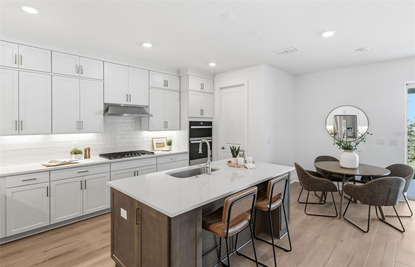 Stunning Built-In Kitchen