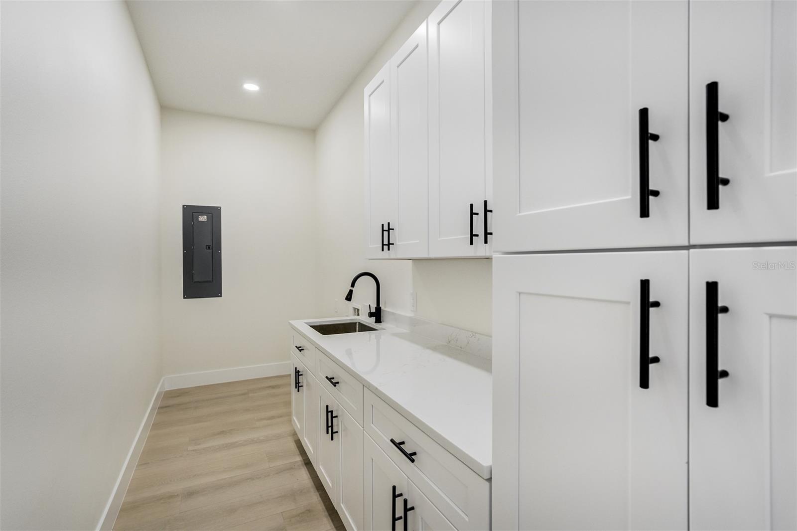 Oversized laundry room