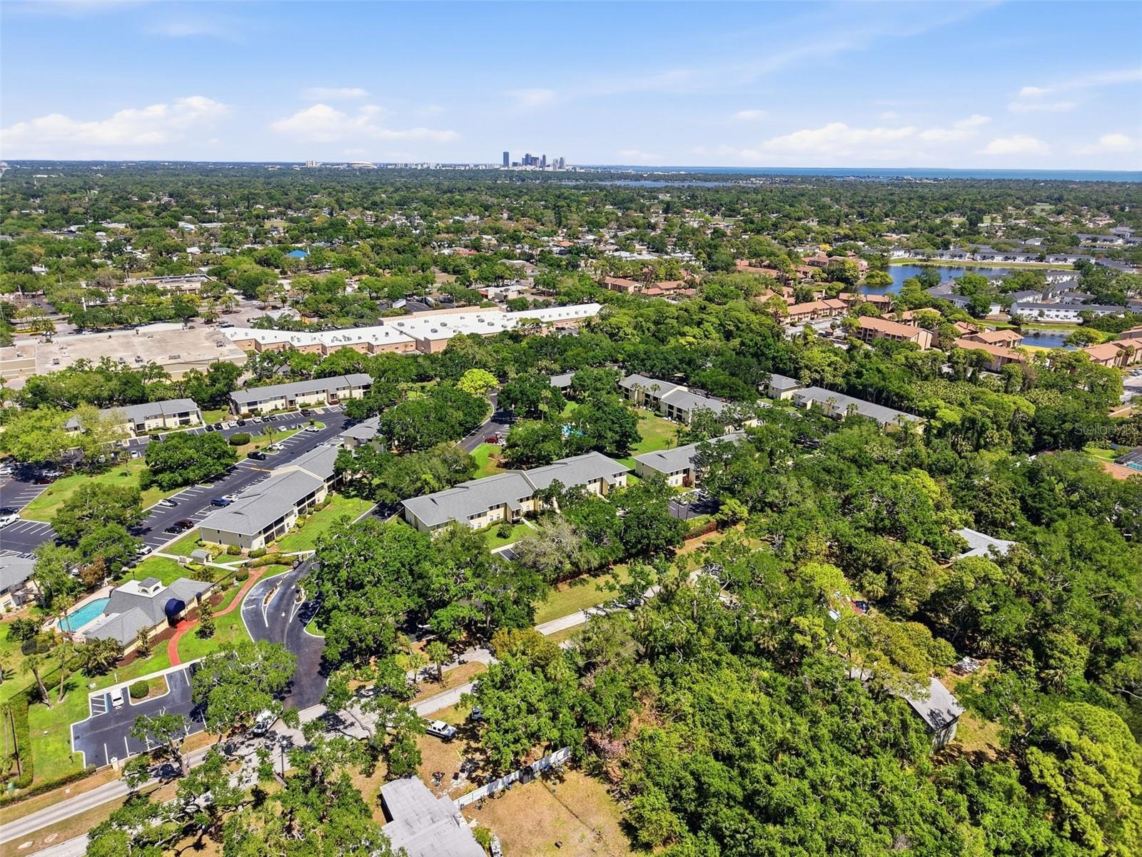 15 minutes from downtown