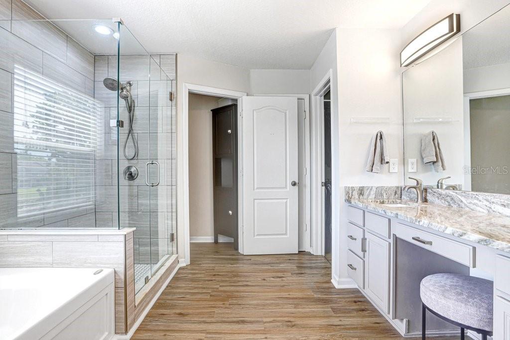 Beautiful updated Primary ensuite Bathroom