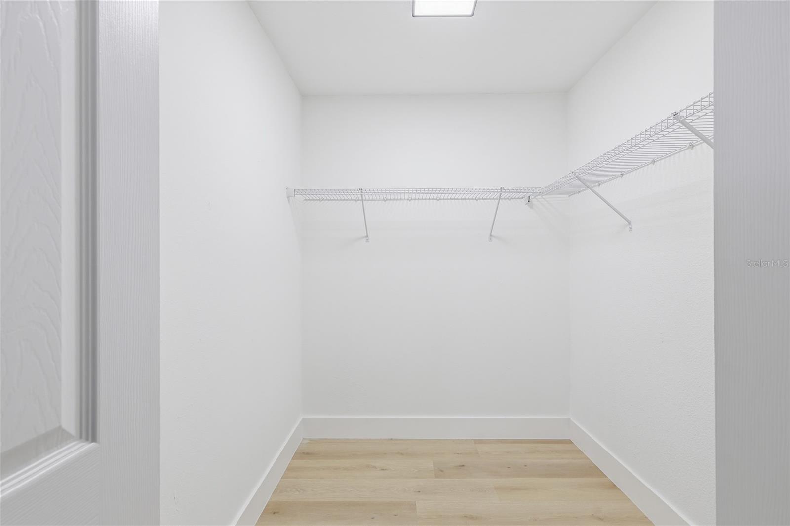 Walk-in Closet
