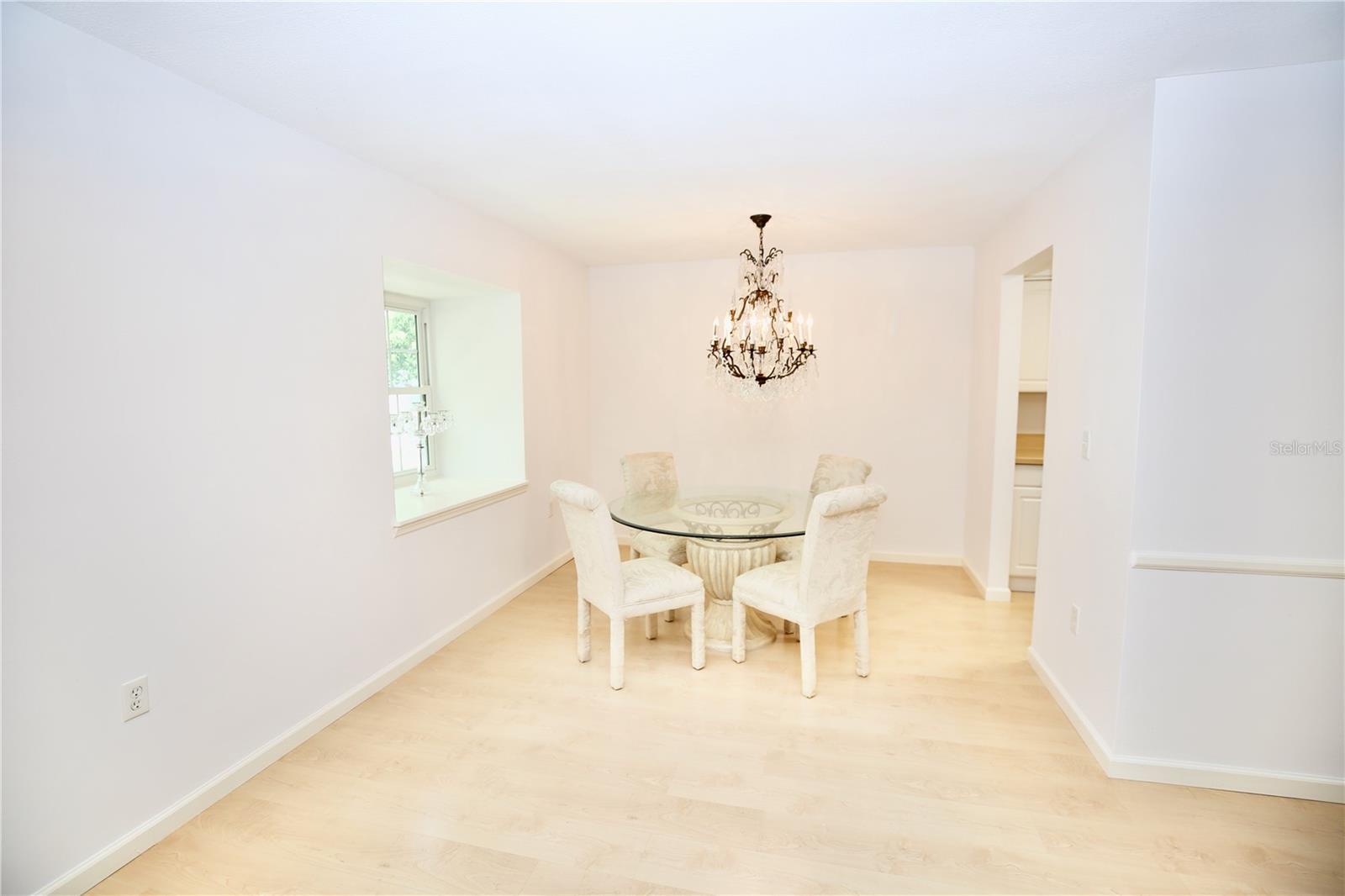 Dining room/living room combo