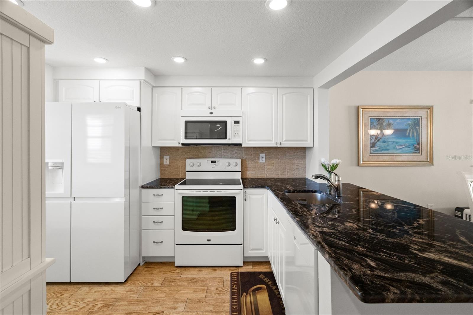 Well kept Appliances!