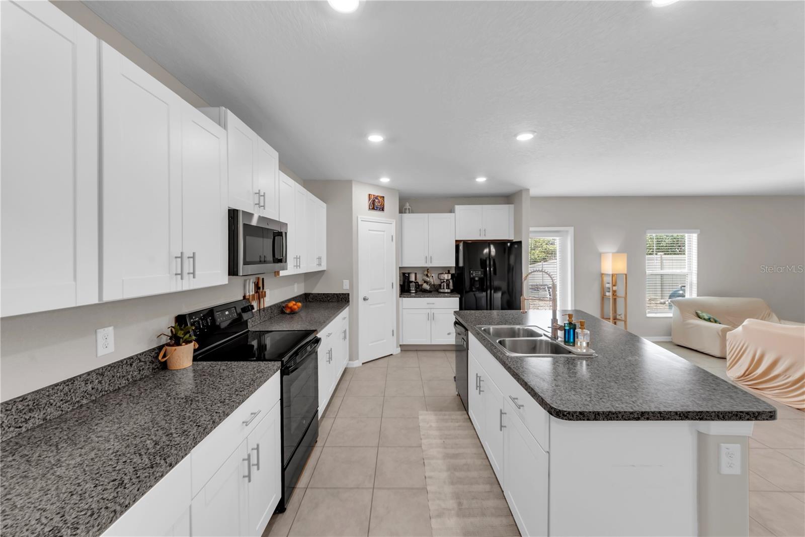 Lots of countertop space!