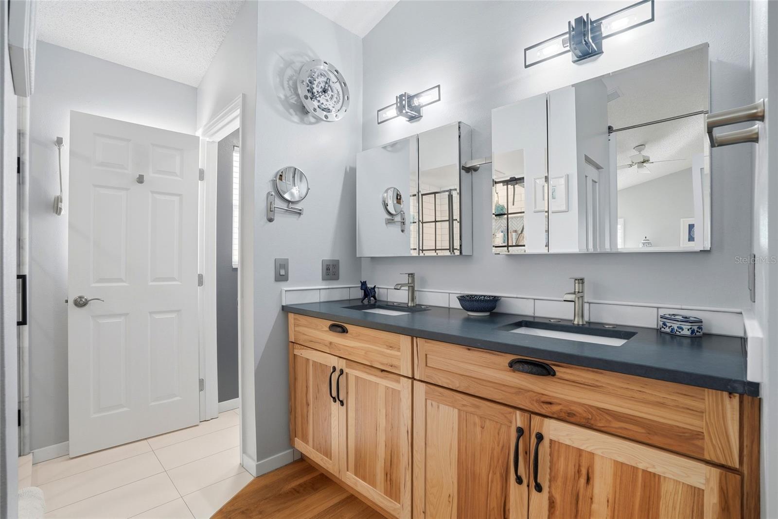 En-Suite Bathroom with Double Vanity