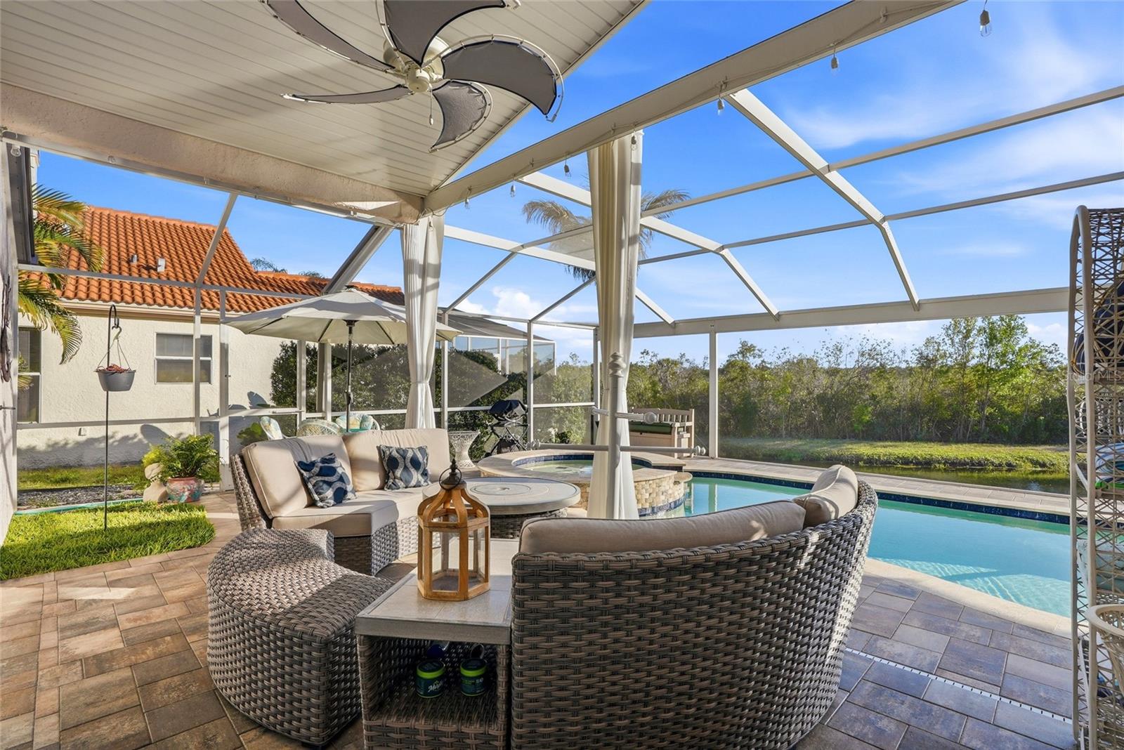 Gorgeous Views and Wildlife Galore