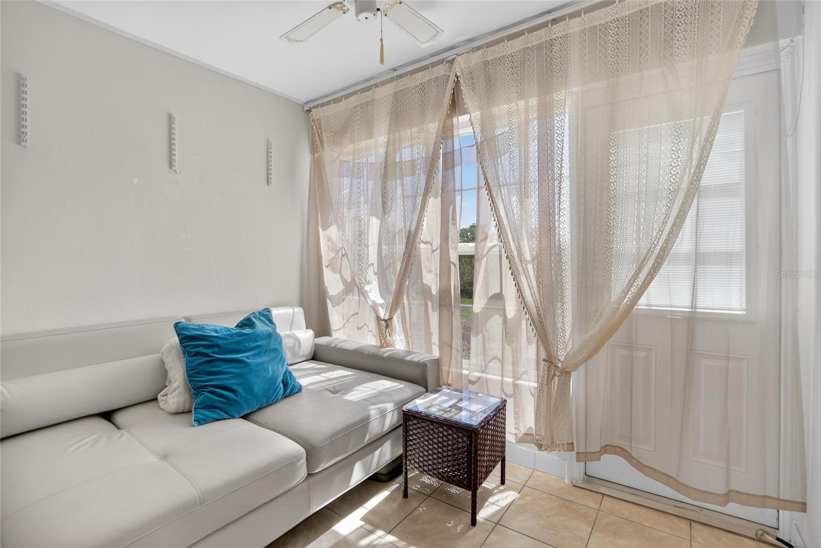 Florida Room/Enclosed Porch