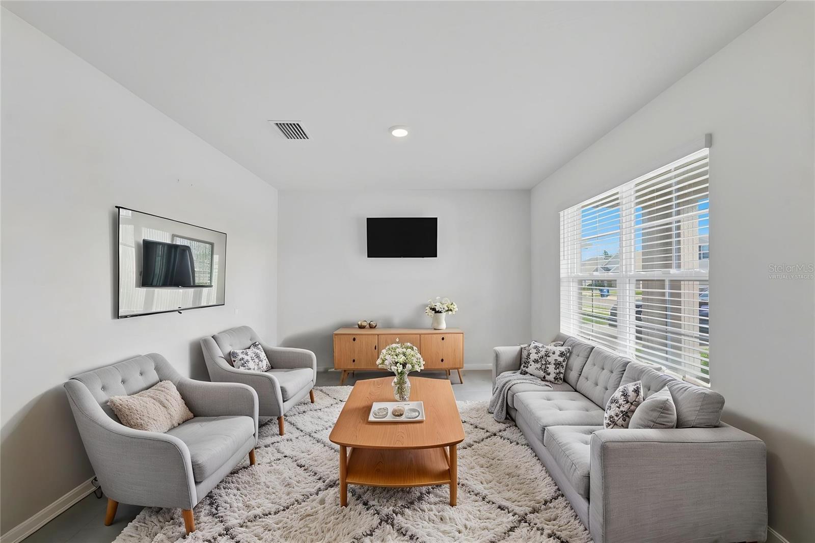 Living (Virtually Staged)