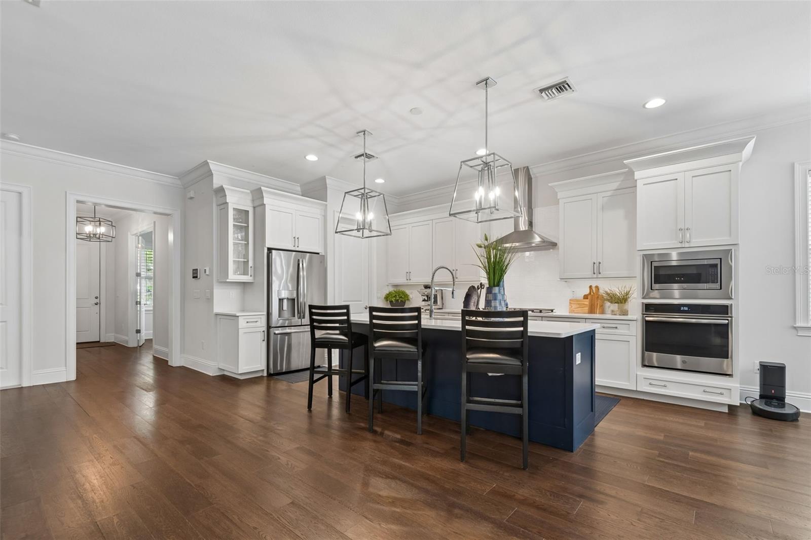 Kitchen with Walk-in Pantry