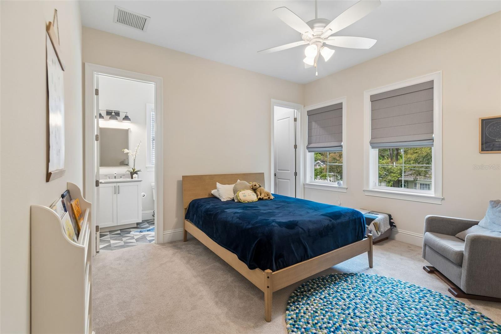 Bedroom 2 with En Suite Bathroom and Walk-in Closet (Second Floor)