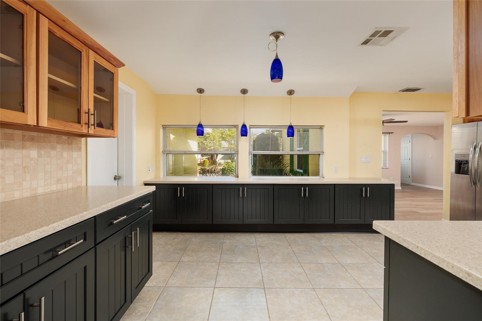 Kitchen - new dark gray base cabinets