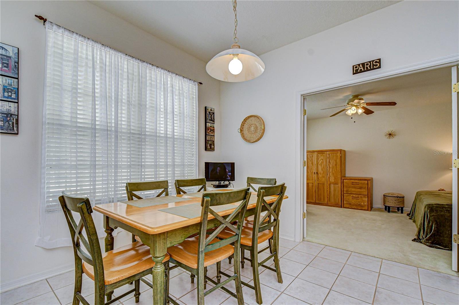The eat-in space in the kitchen is well sized area for 6 to sit comfortably!