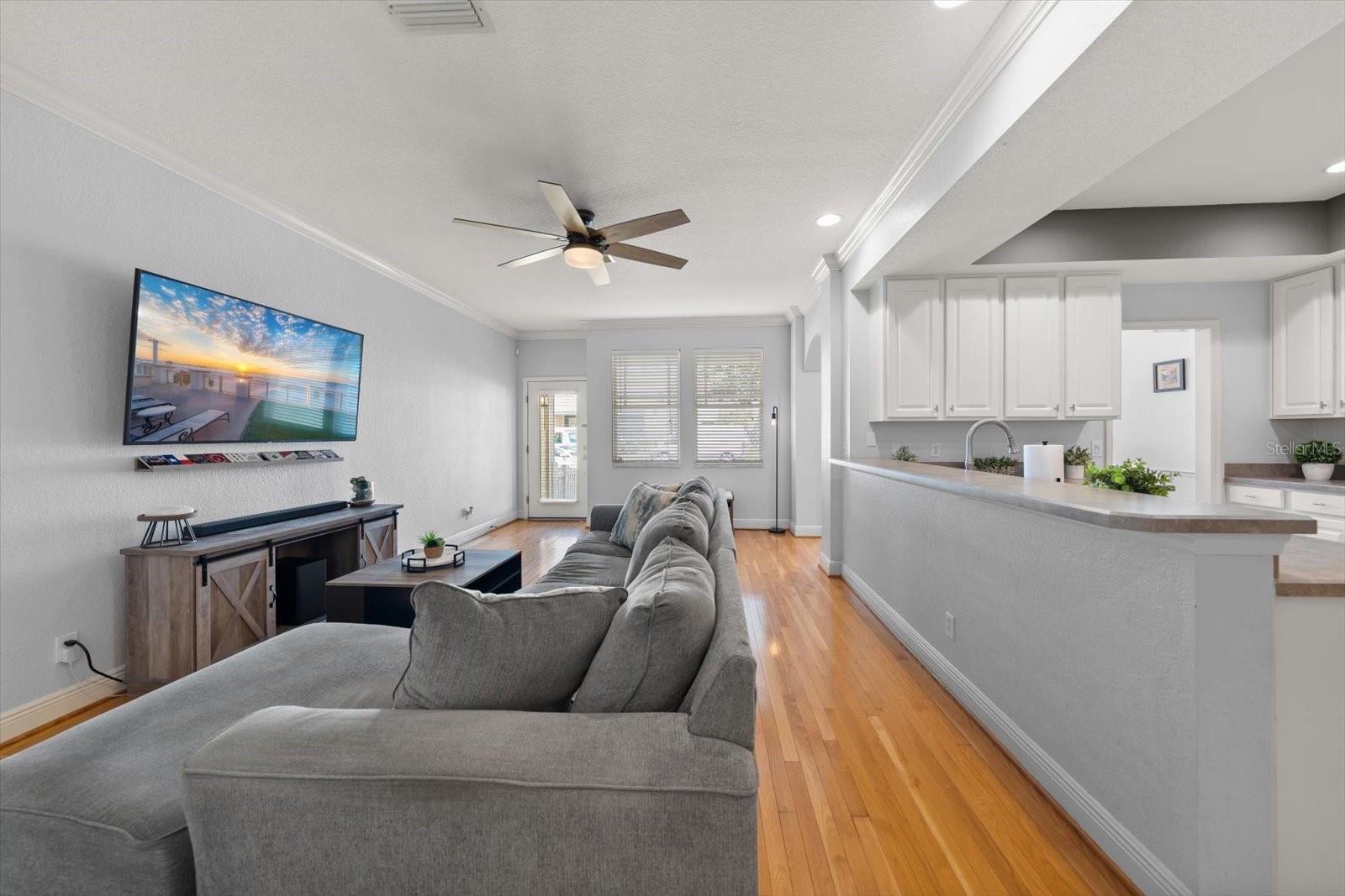 Living room, breakfast bar, kitchen