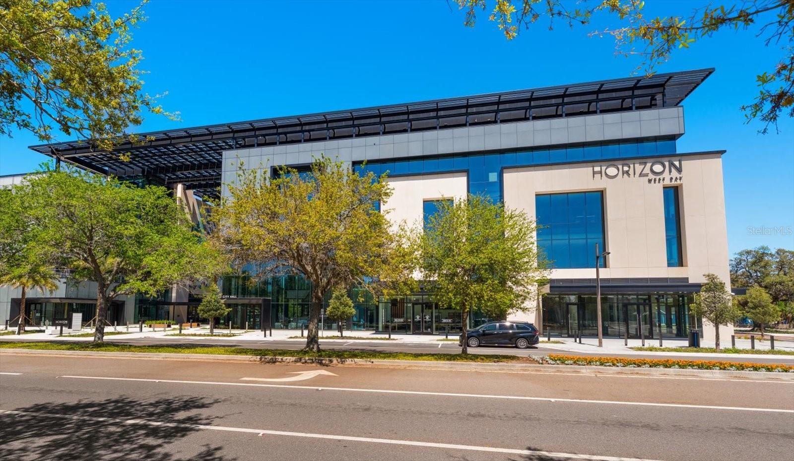 New Horizon West building, parking garage, city hall, retail shops and restaurants coming soon