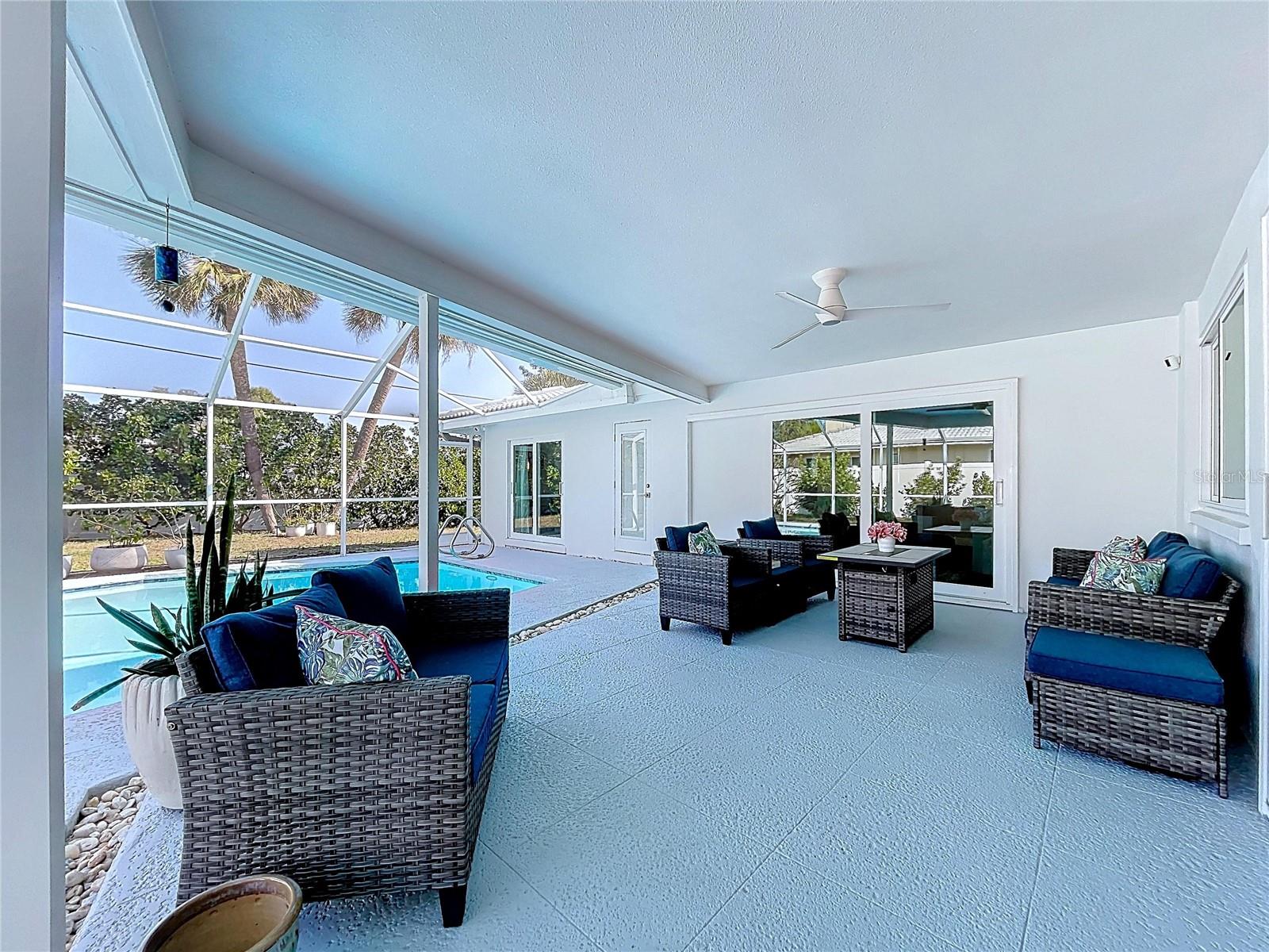 Entertain Florida style!