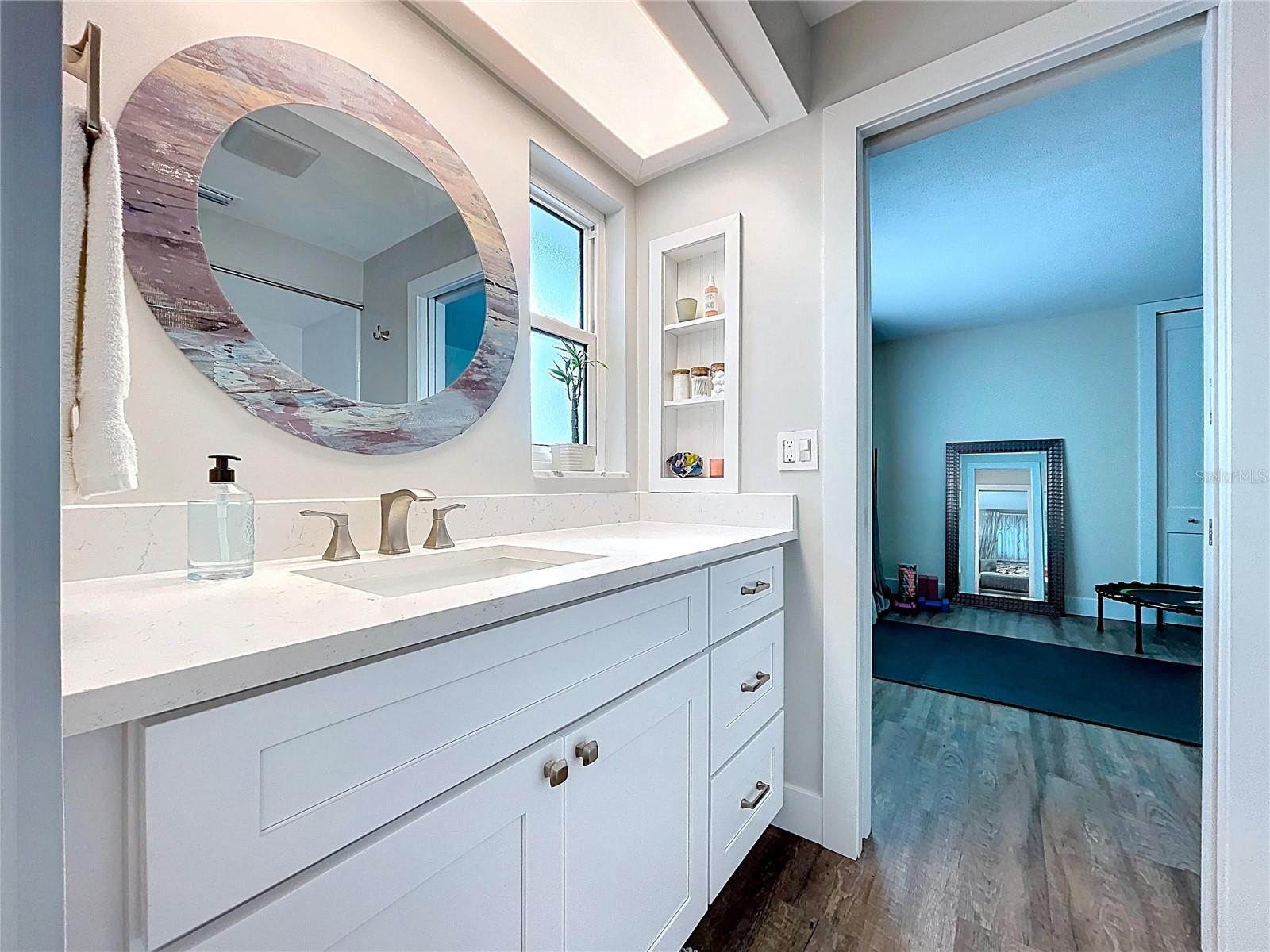 Jack-N-Jill bathroom between guest bedroom 1 and guest bedroom 2.