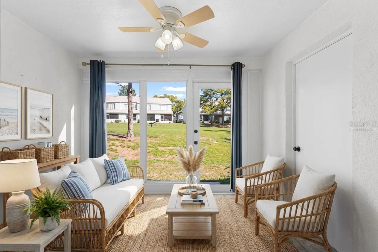 Sun Room (virtually staged)