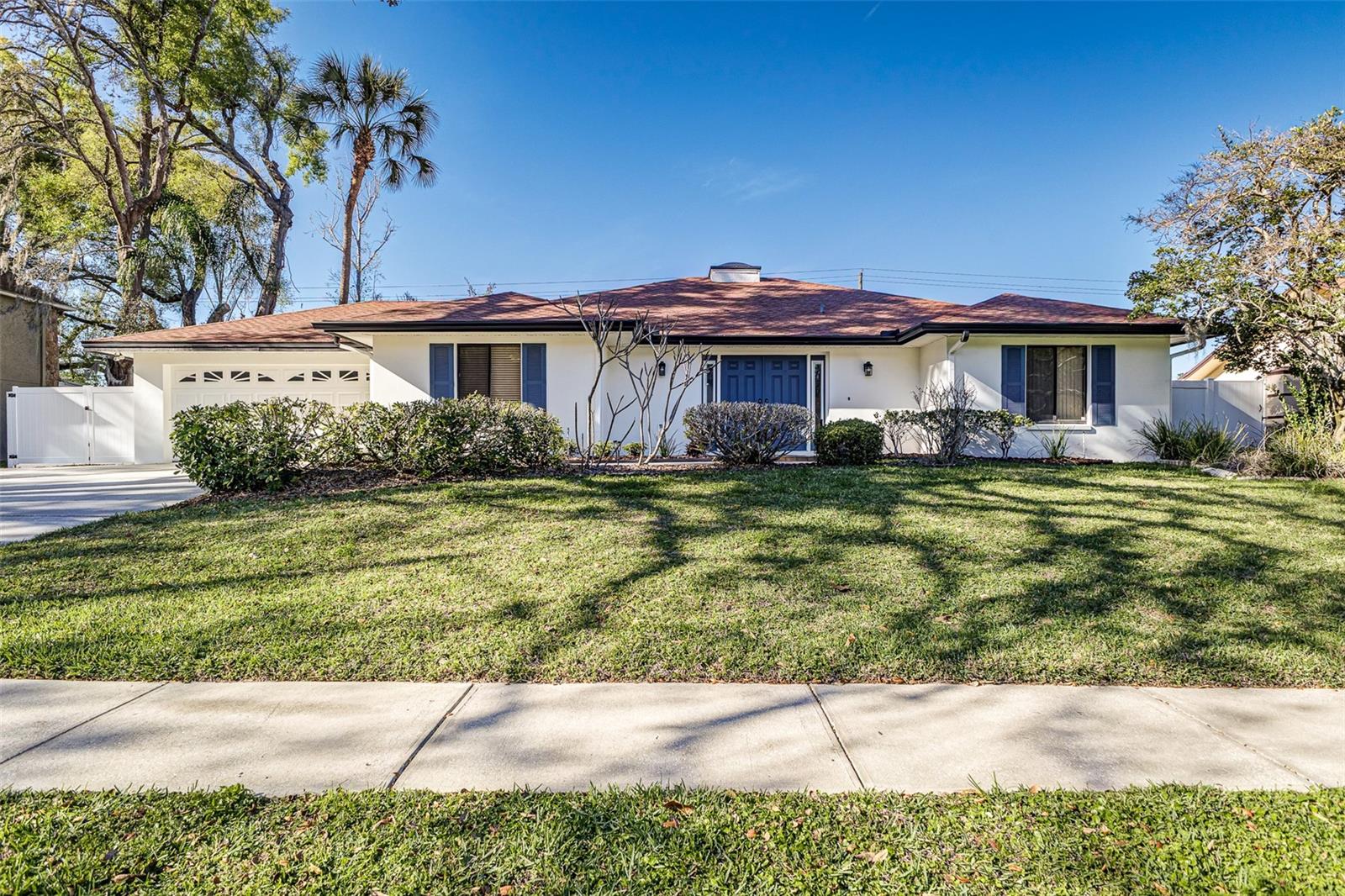 6404 N Queensway Drive. New Roof 2025!