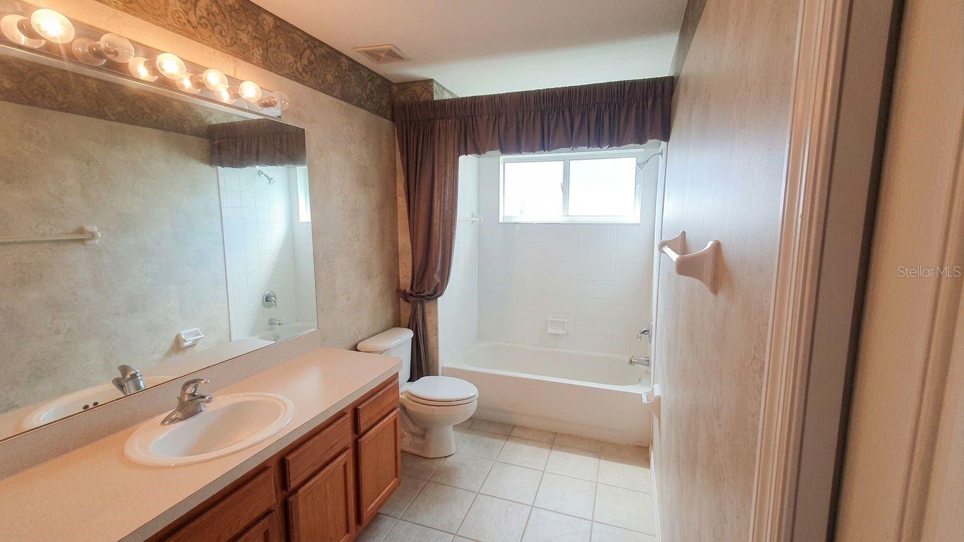 2nd bathroom