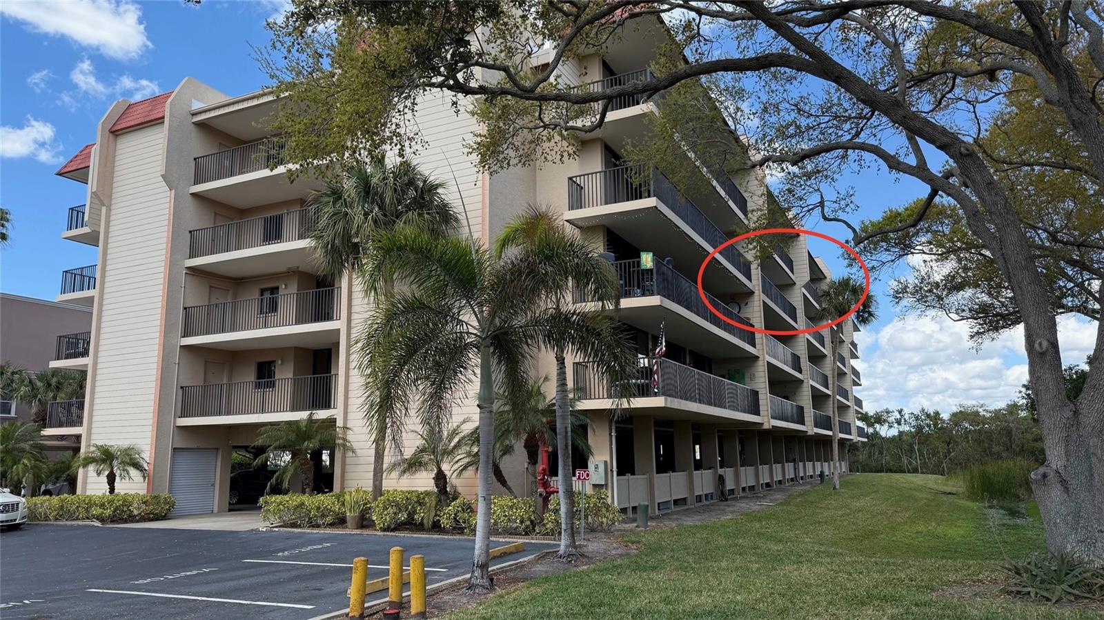 2700 Bayshore 9302 red circle shows location of unit balcony