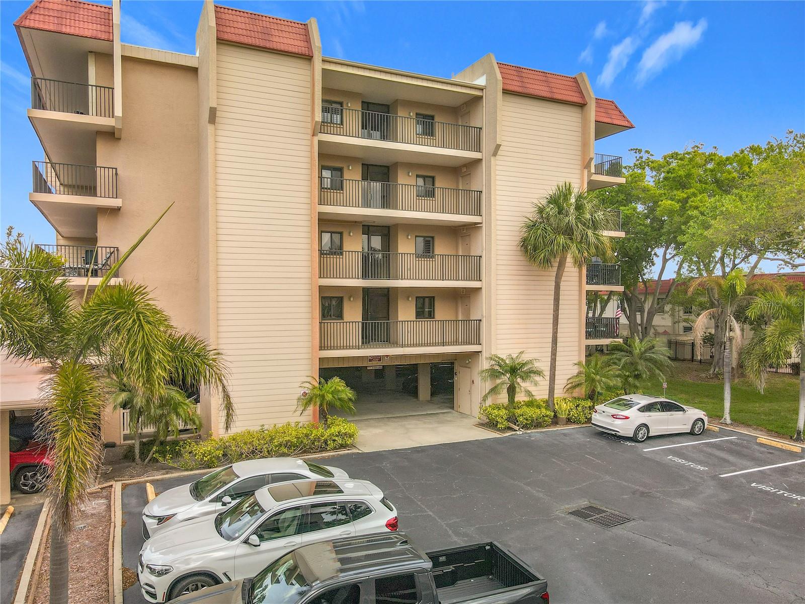 2700 Bayshore bulding 9