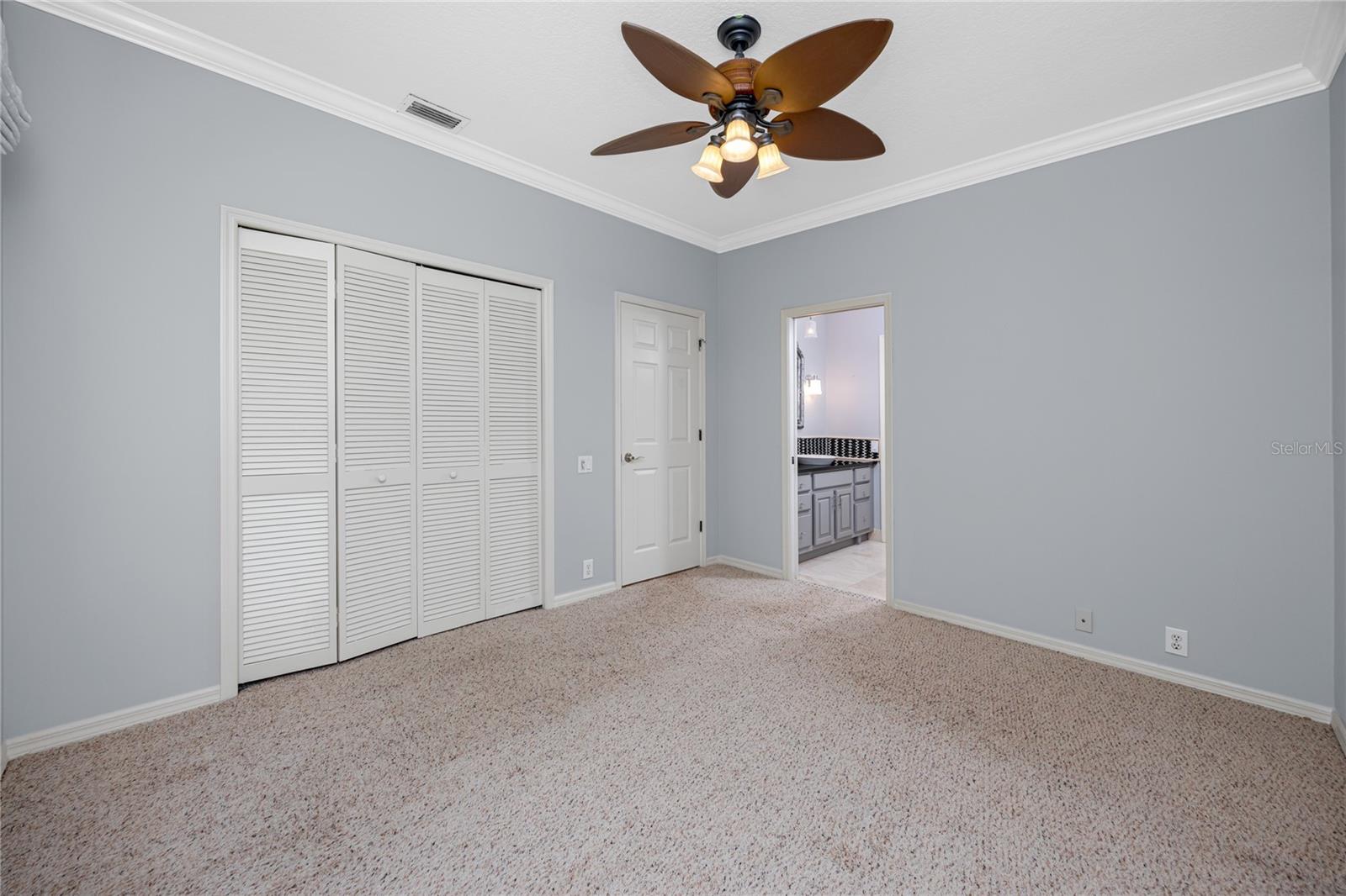 Jack & Jill bedroom, private bath access · 1471 Briargrove Way Oldsmar FL 34677