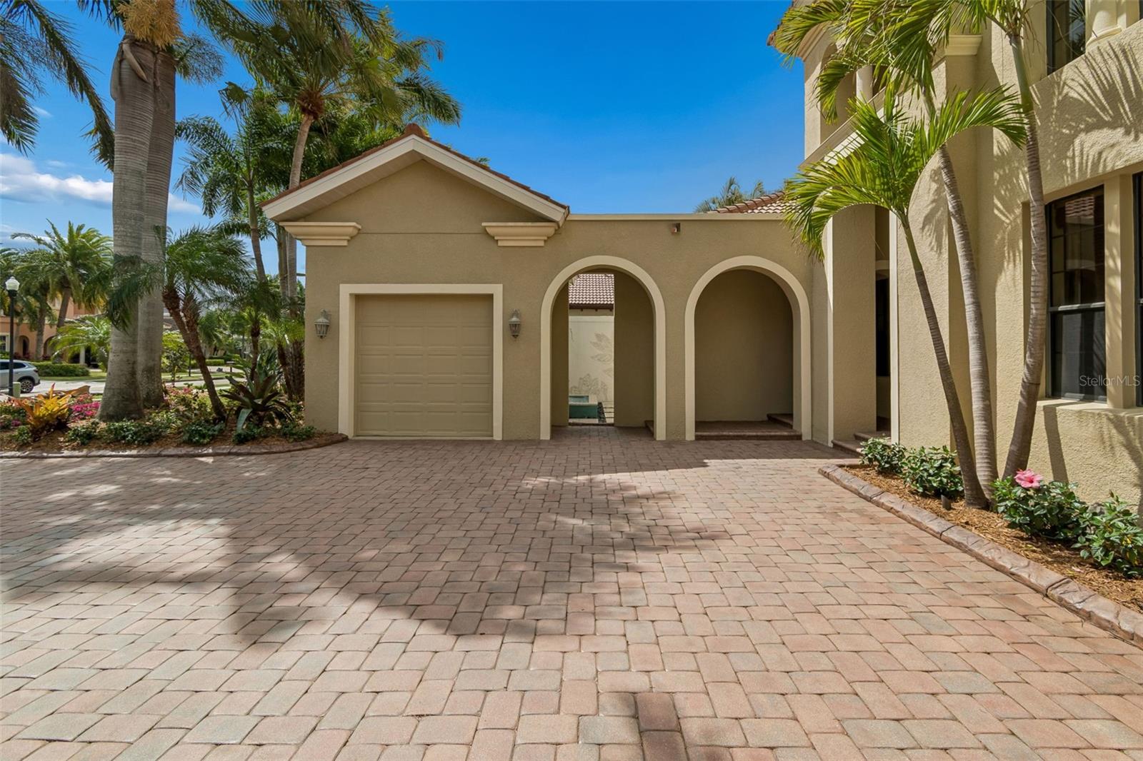 and a 1 car garage