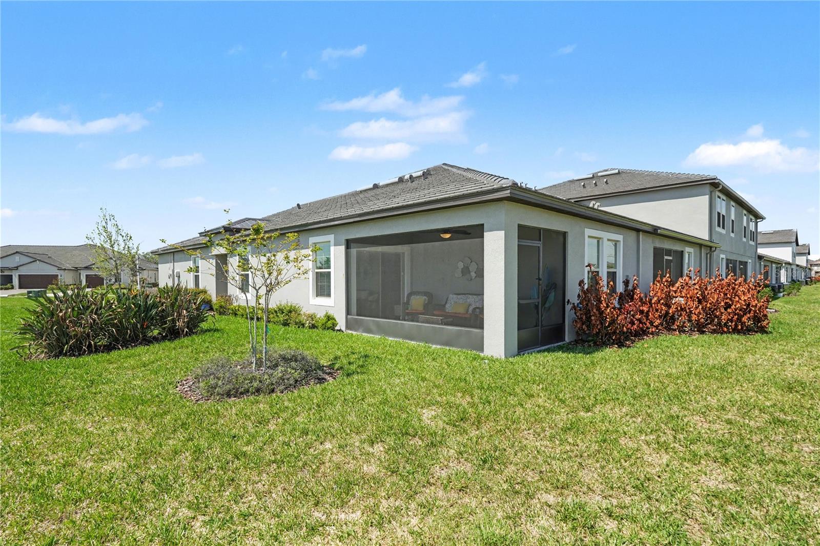 Corner Lanai with loads of views in front, both sides and behind!