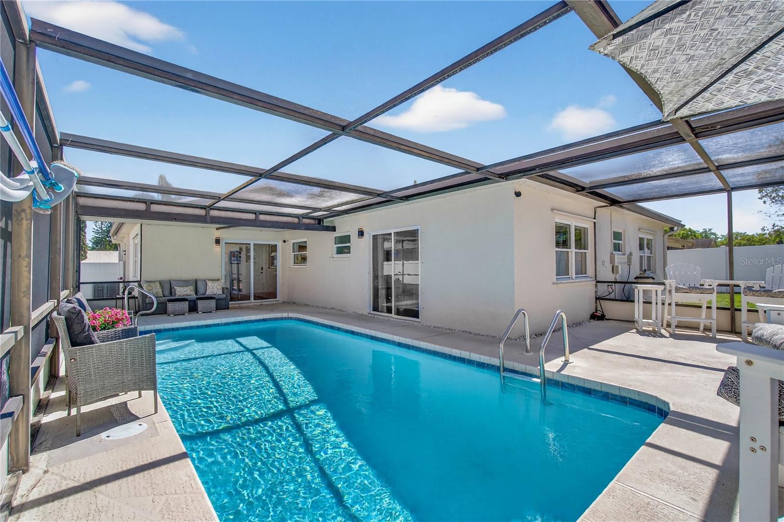 private screened in pool