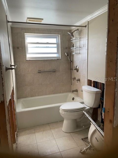 Guest bath/bedroom 3 and 4 bath