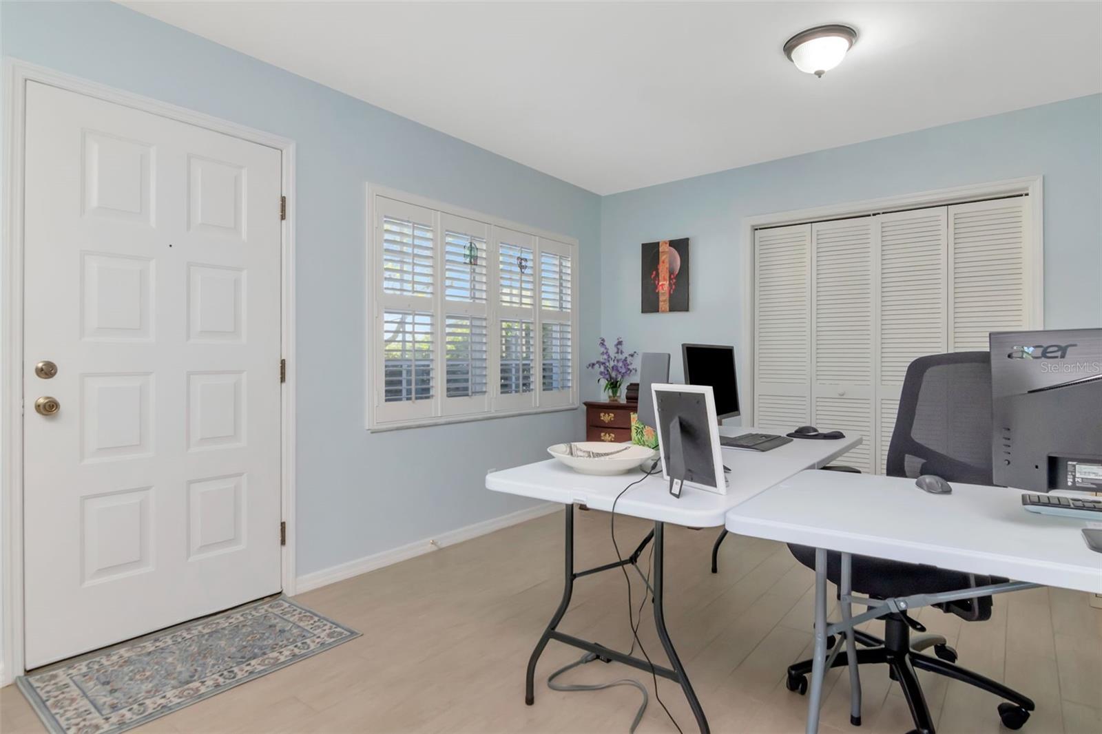 Sitting or Florida Room