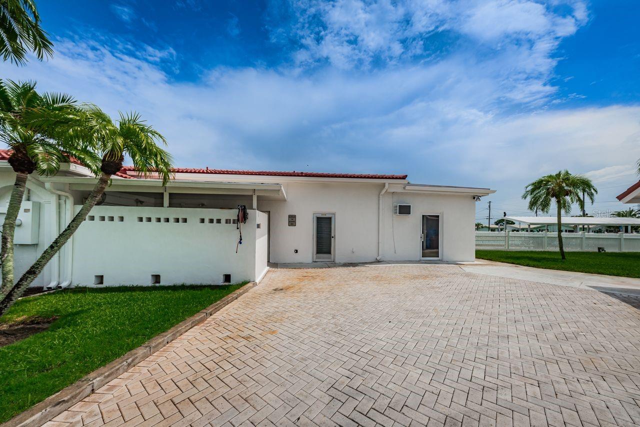 Mainlainds grilling area