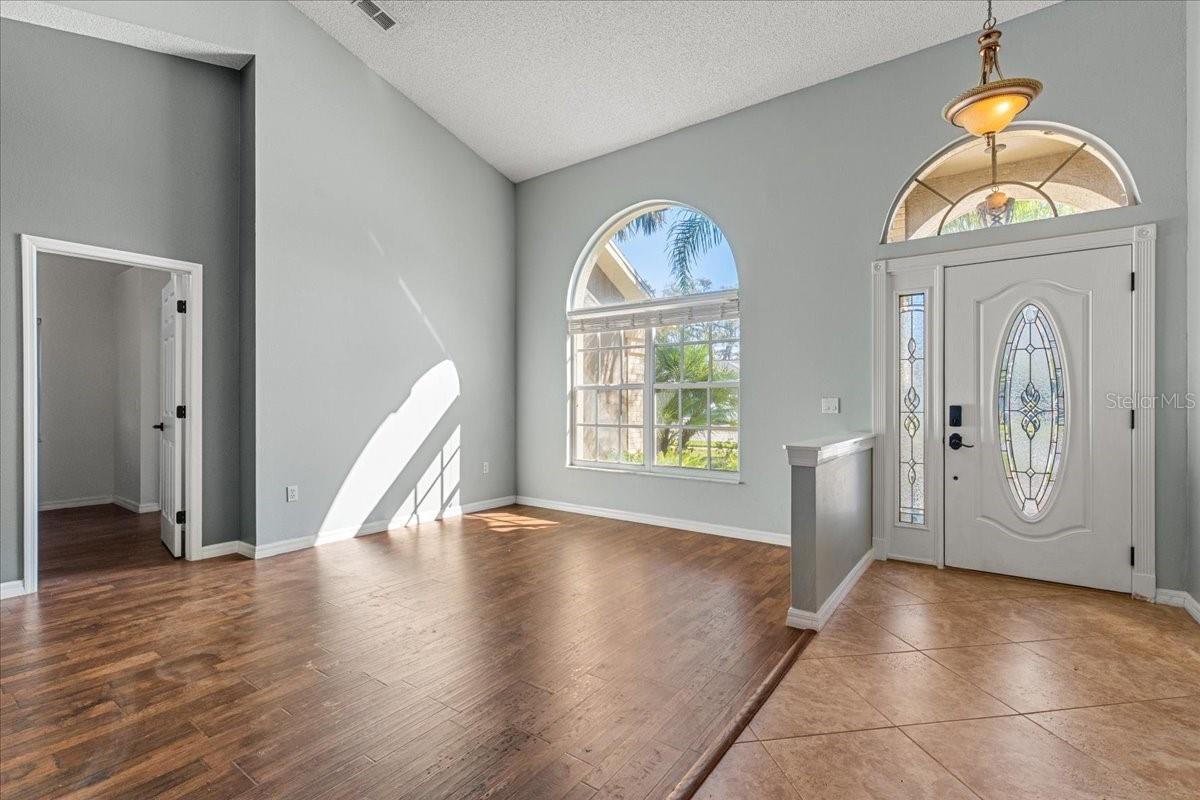 Full of natural light!