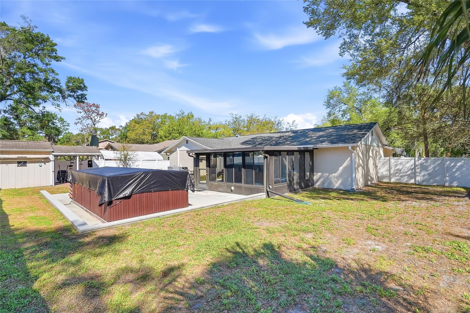 Vinyl fencing for privacy and gate to be able to park a boat or RV.