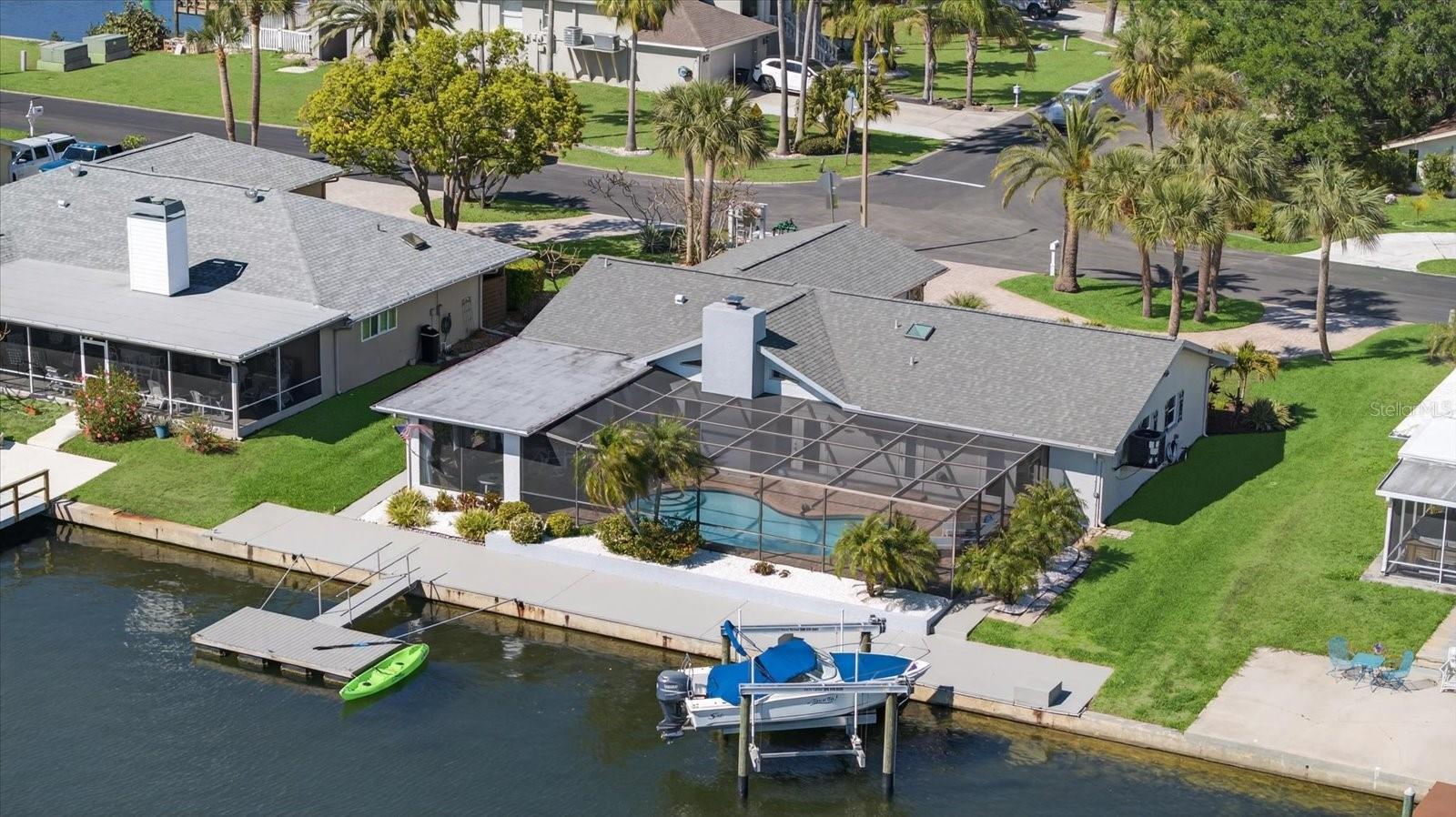 85 feet of waterfront just minutes from the Gulf