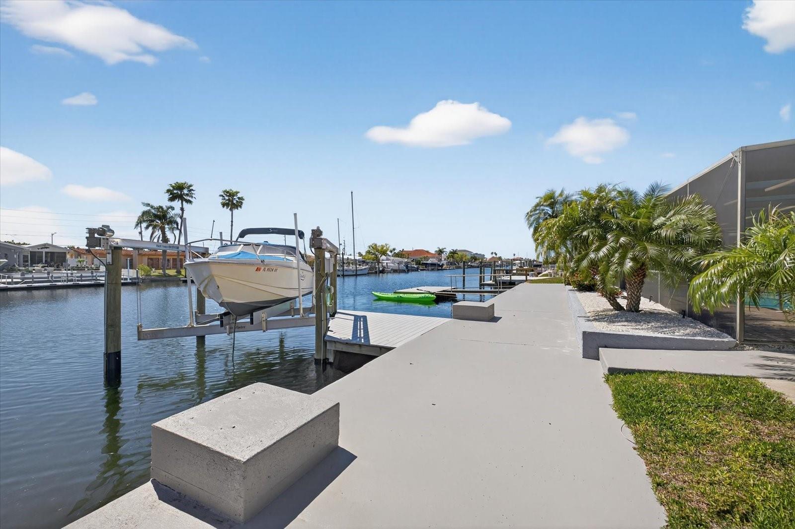 10,000 lb. boat lift, right in your own backyard