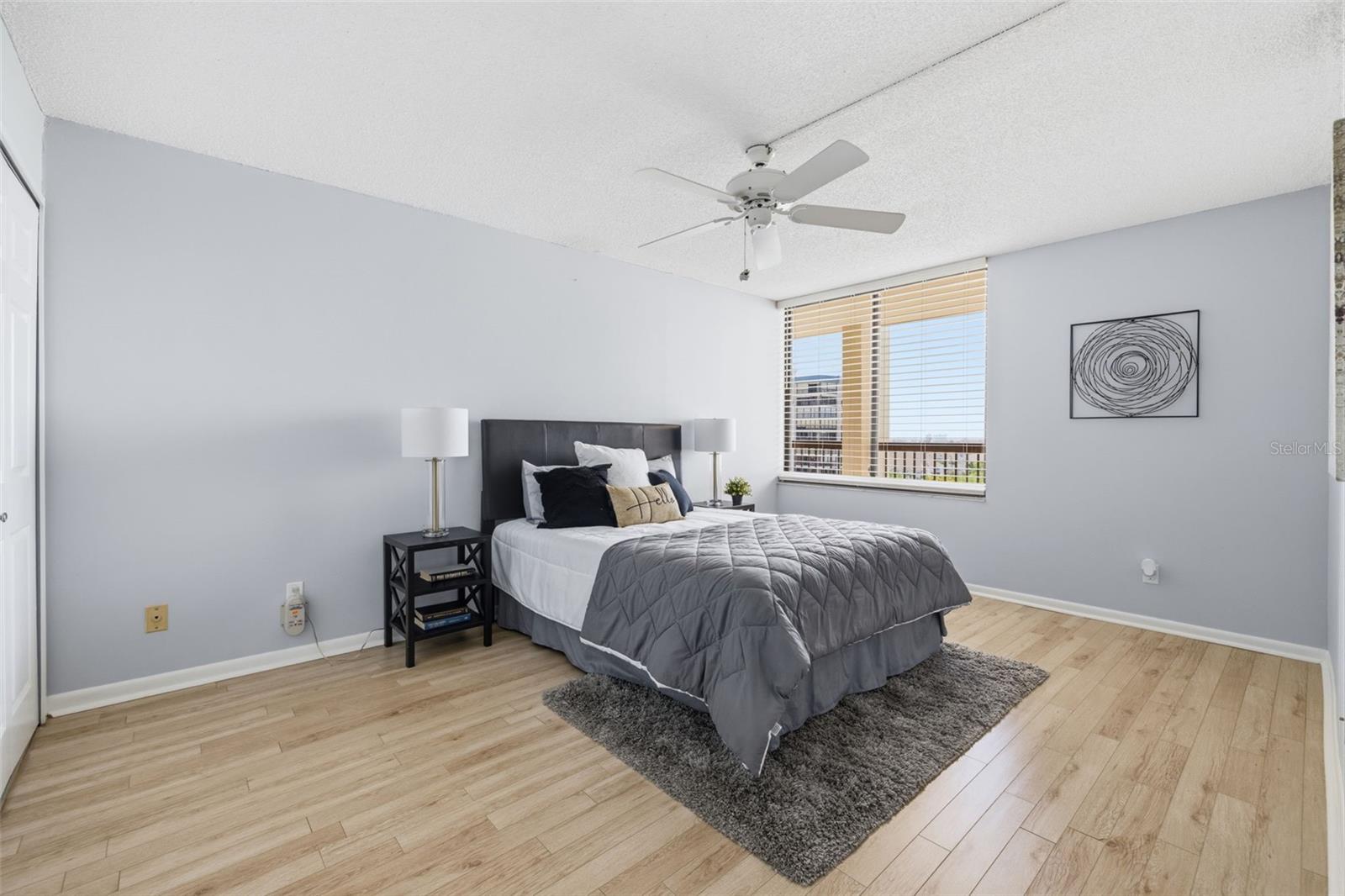 Guest bedroom