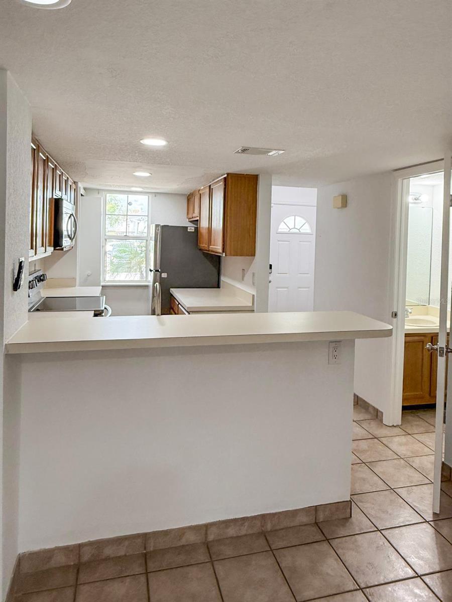 Kitchen layout from diningroom