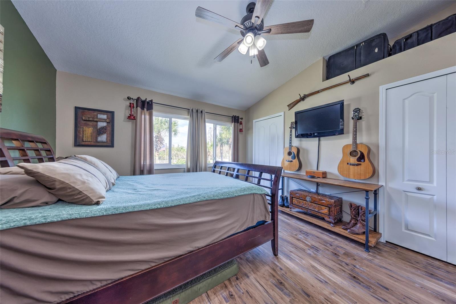 luxury vinyl plank floors again