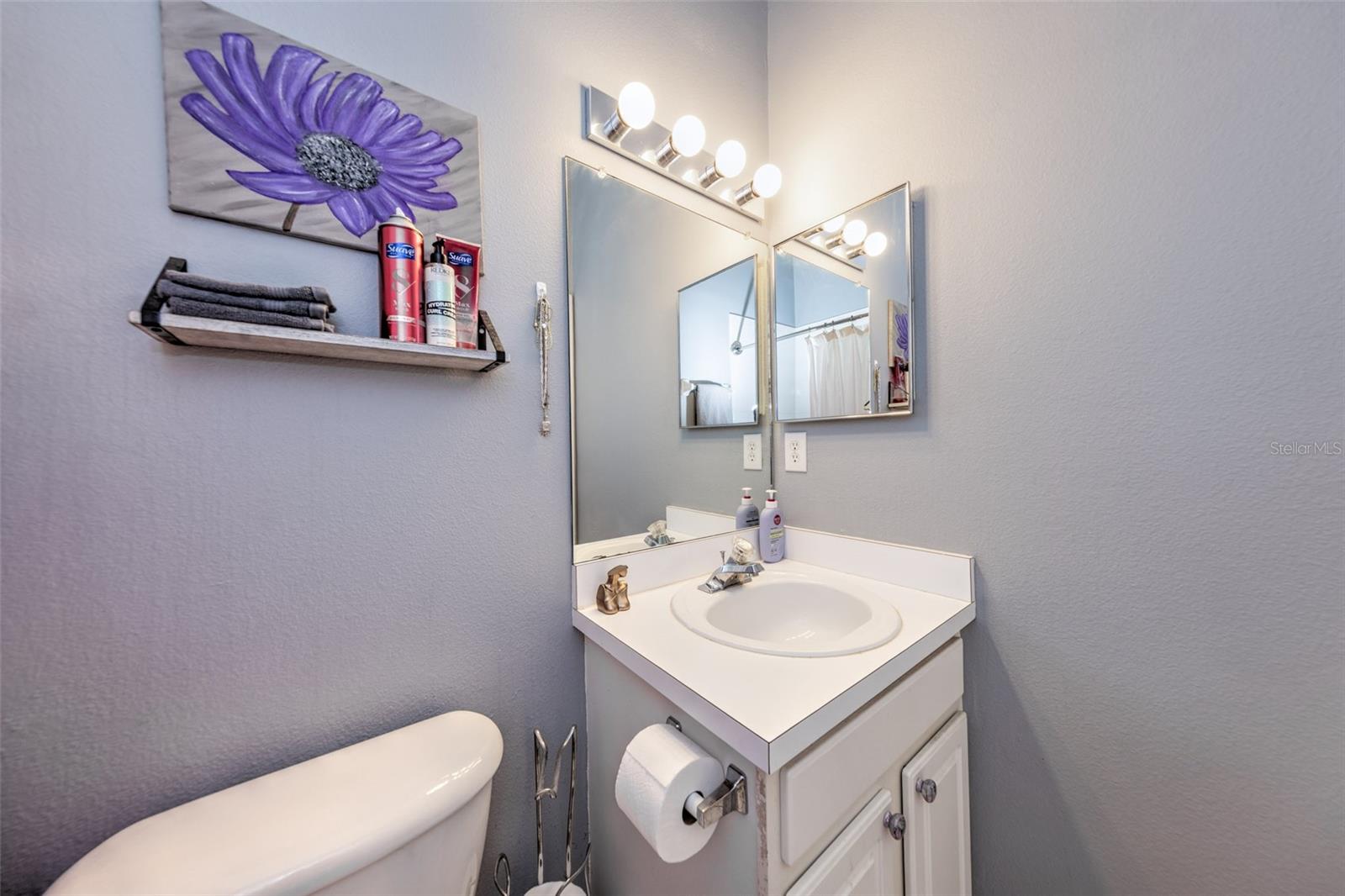 second bedroom bathroom includes full bath/tub