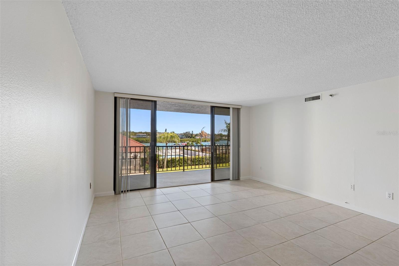 ...  Vista Bay Enjoys a 15.3 Wide by a  15.9 Long Living Room. 2/2 With 1265 Sq FT.. This boating complex was developed in answer to the smaller 2/2's with 1000 Sq Ft. Owners needed Bigger and Wider Rooms in the 2/2 Category, not a cramped 3/2..... Vista Bay was developed to attract this type of Buyer that required larger rooms  and it did.