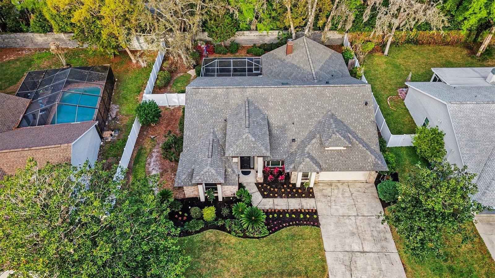 Over 1/4 acre in Carrollwood? Yes please!